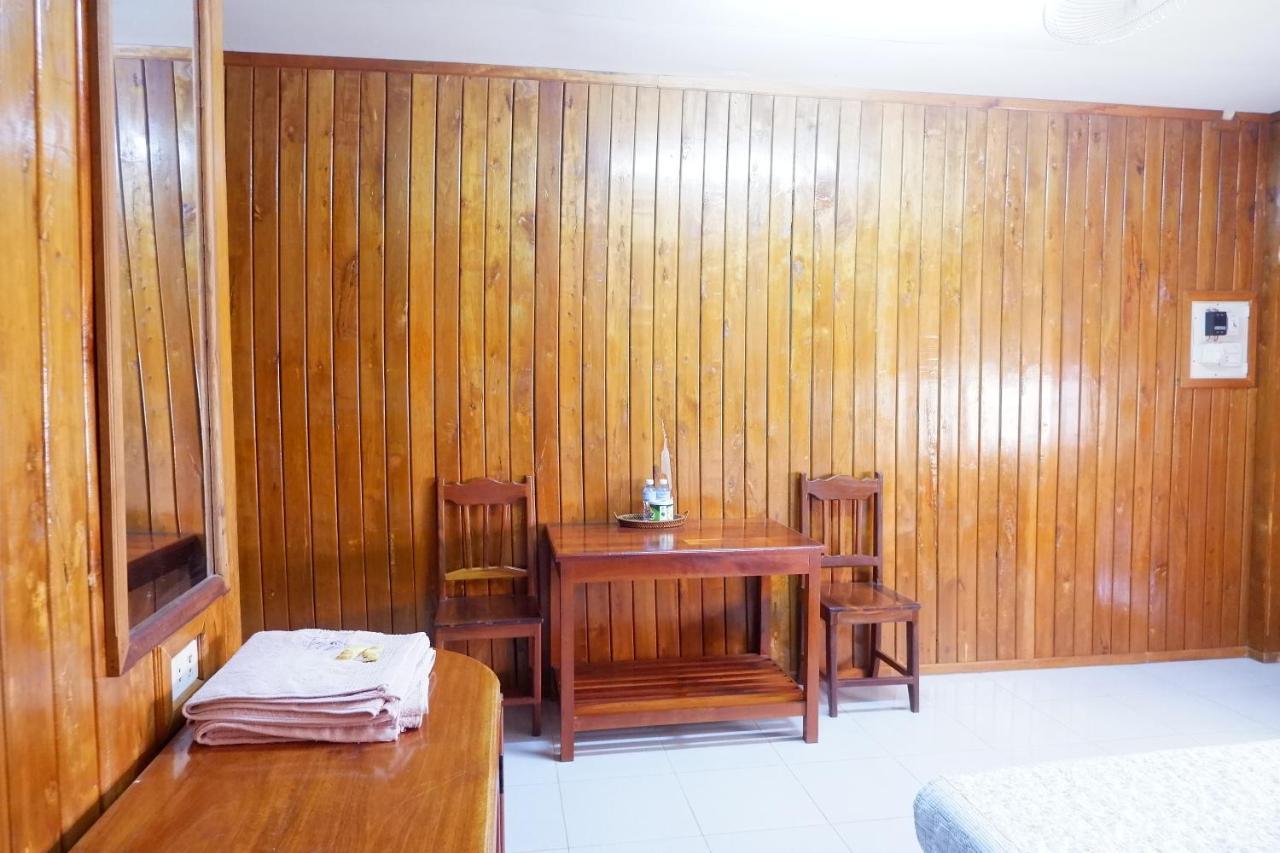 Song Lao Guesthouse Тхахек Екстериор снимка