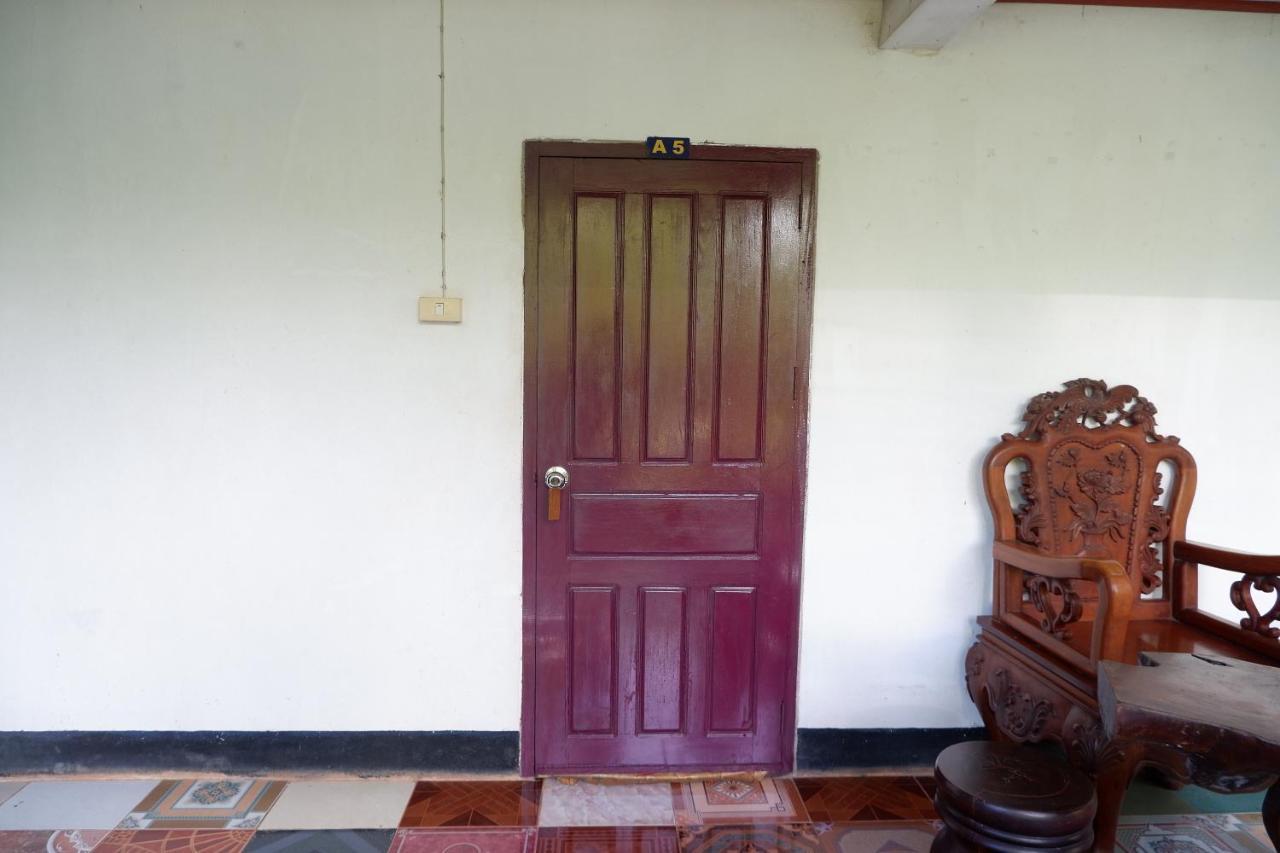 Song Lao Guesthouse Тхахек Екстериор снимка