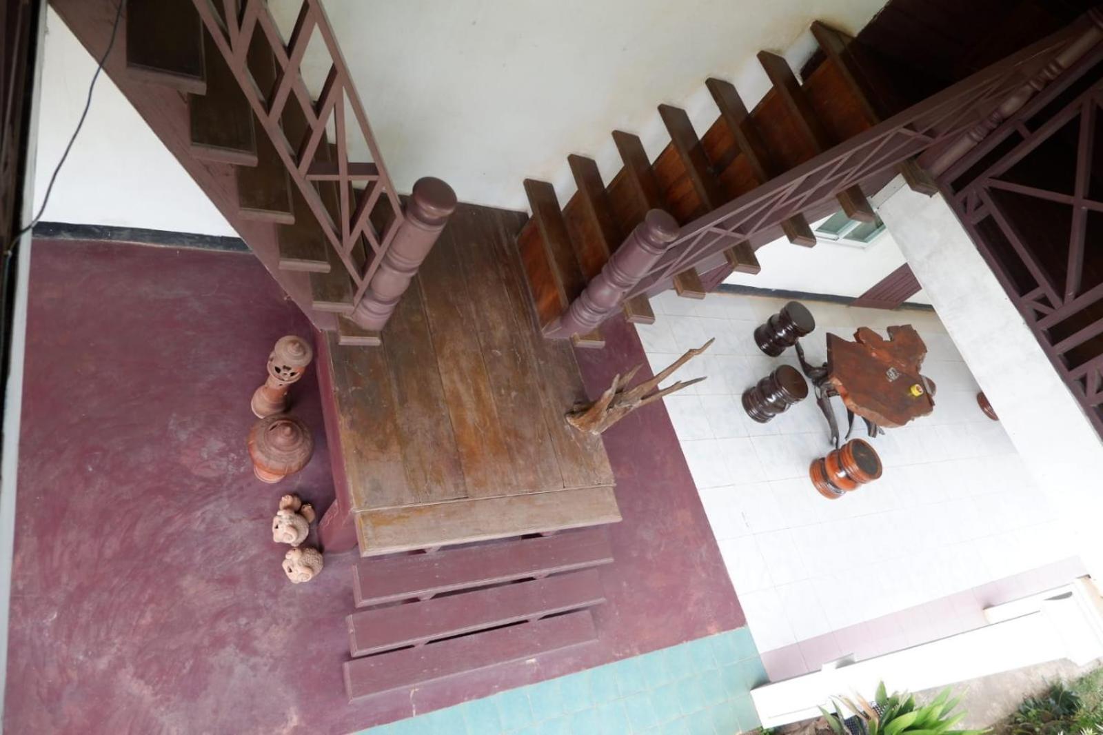 Song Lao Guesthouse Тхахек Екстериор снимка