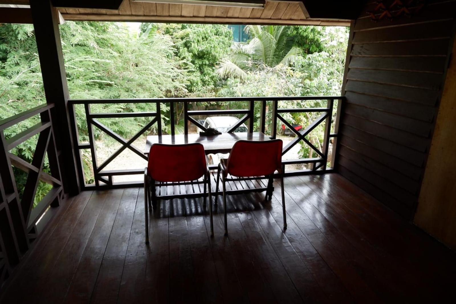 Song Lao Guesthouse Тхахек Екстериор снимка