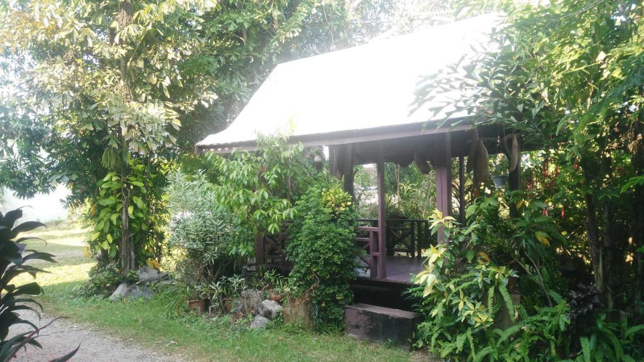 Song Lao Guesthouse Тхахек Екстериор снимка