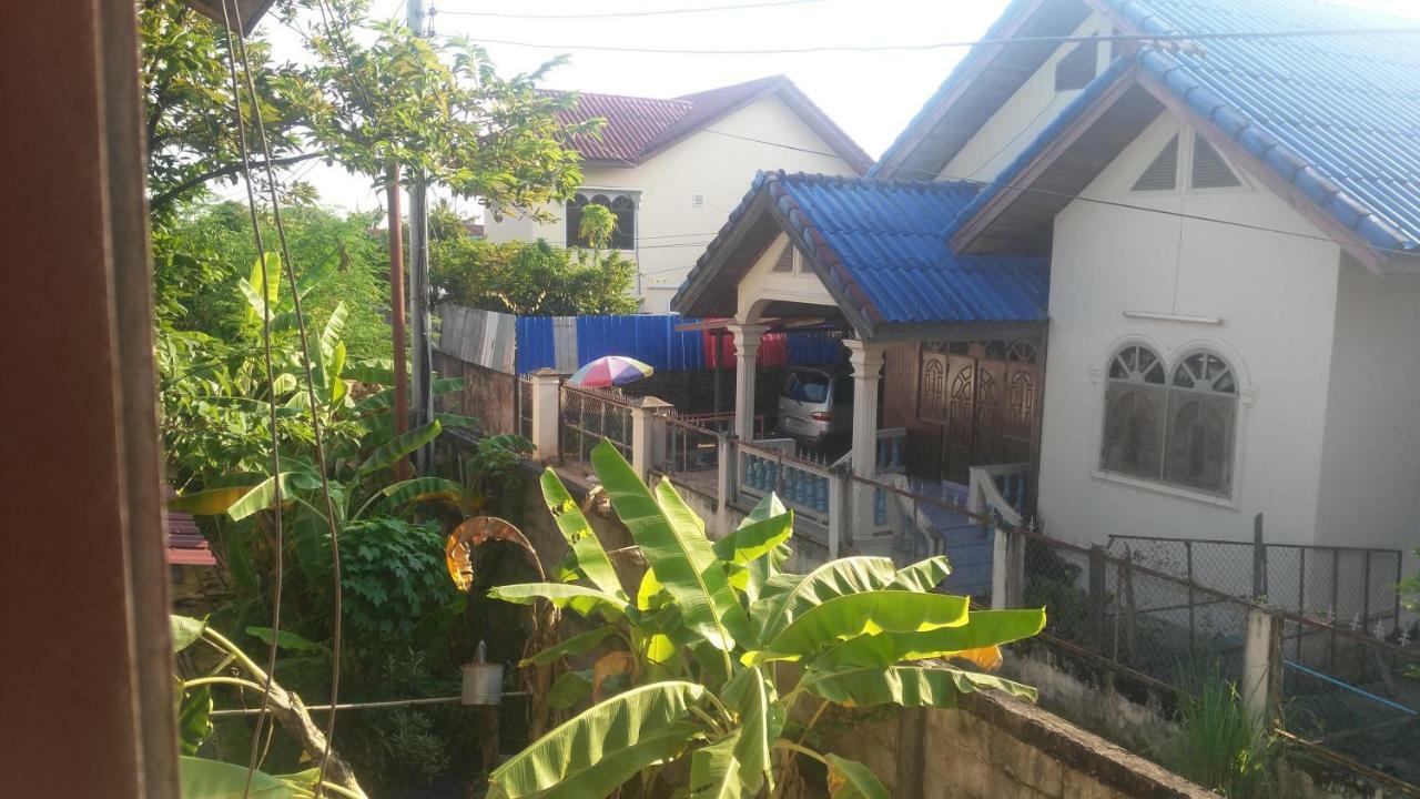 Song Lao Guesthouse Тхахек Екстериор снимка