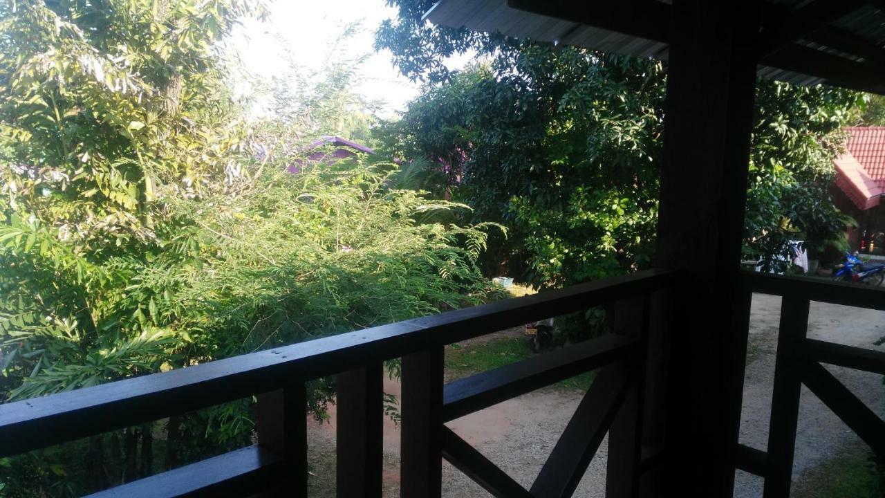 Song Lao Guesthouse Тхахек Екстериор снимка